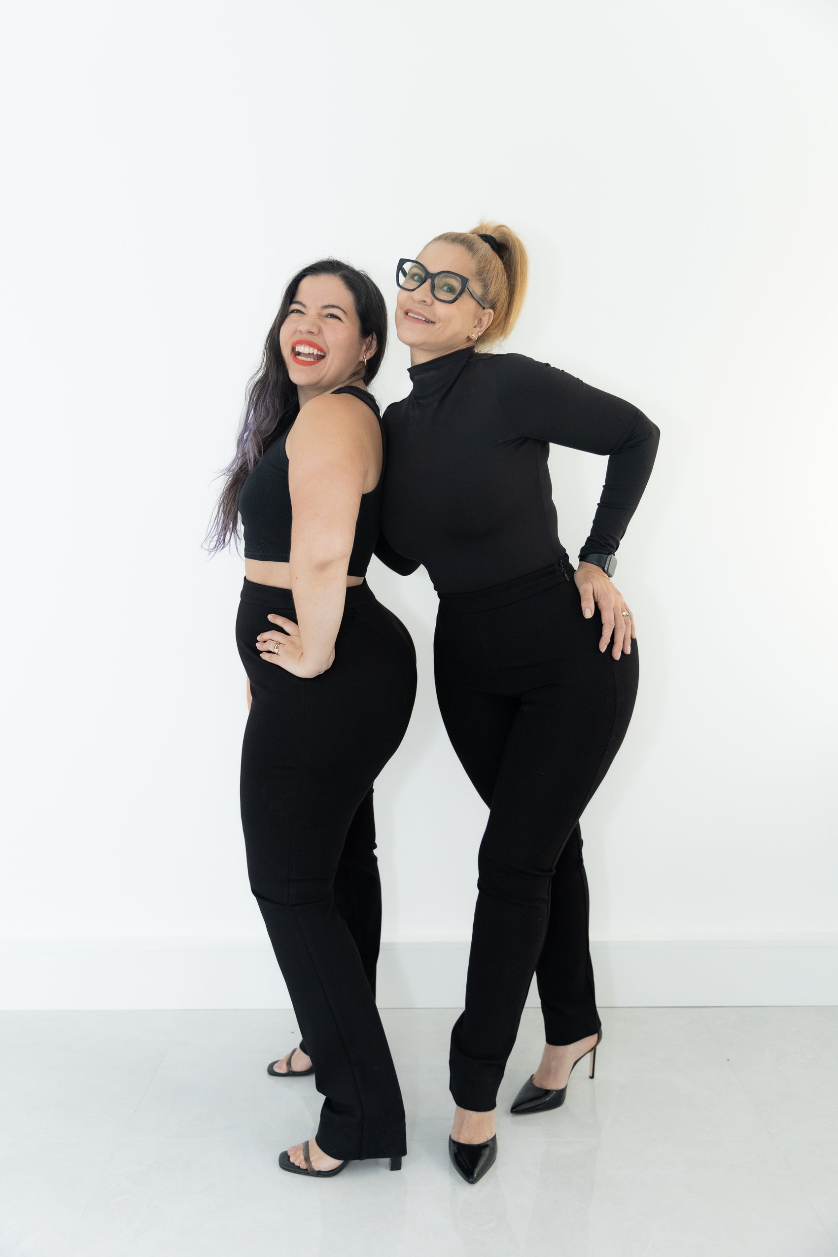 The 24/7 Pant™ Stunner Curve